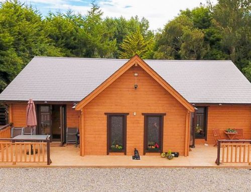 SUPER INSULATED THREE BEDROOM LOG HOUSE (Oct 2016)
