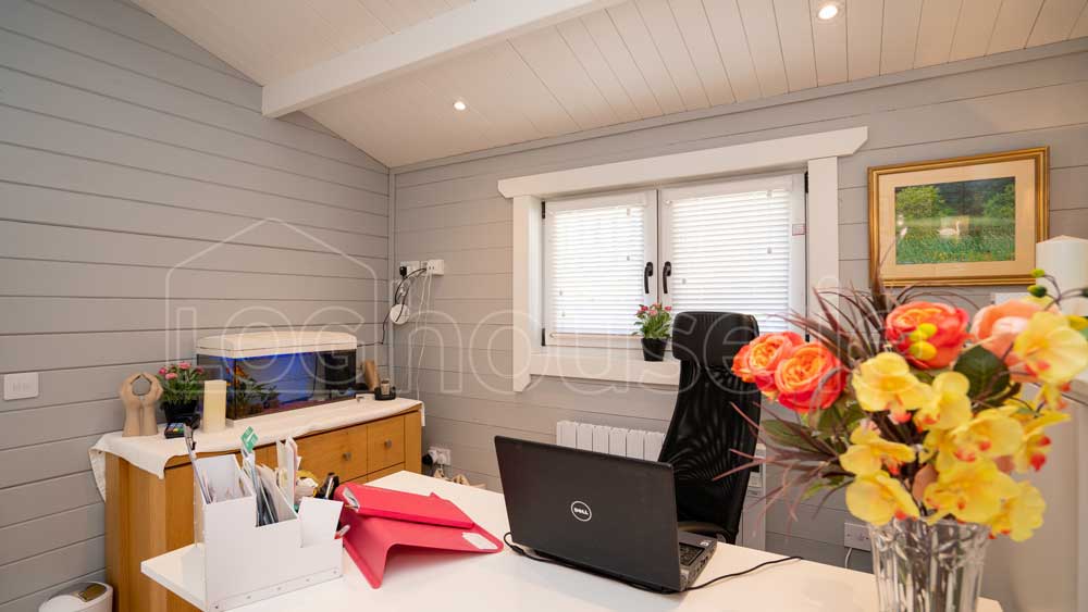 The-Advantages-of-Log-Cabins-as-Home-Offices